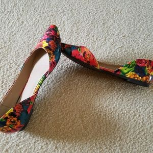 Mossino Floral Flats